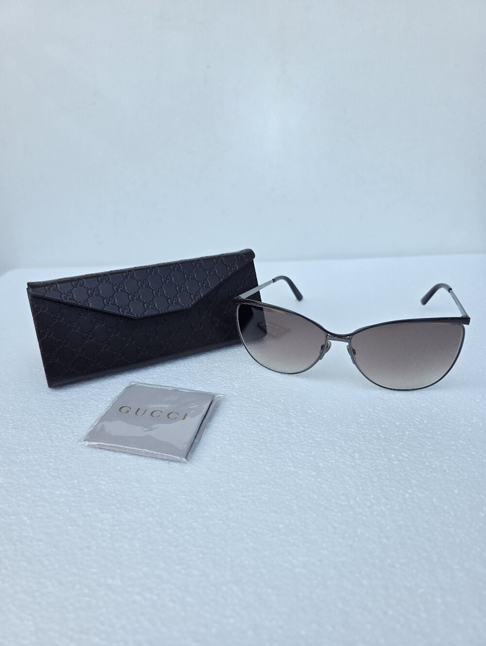Gucci Brown Gradient Cat-Eye Sunglasses 2891